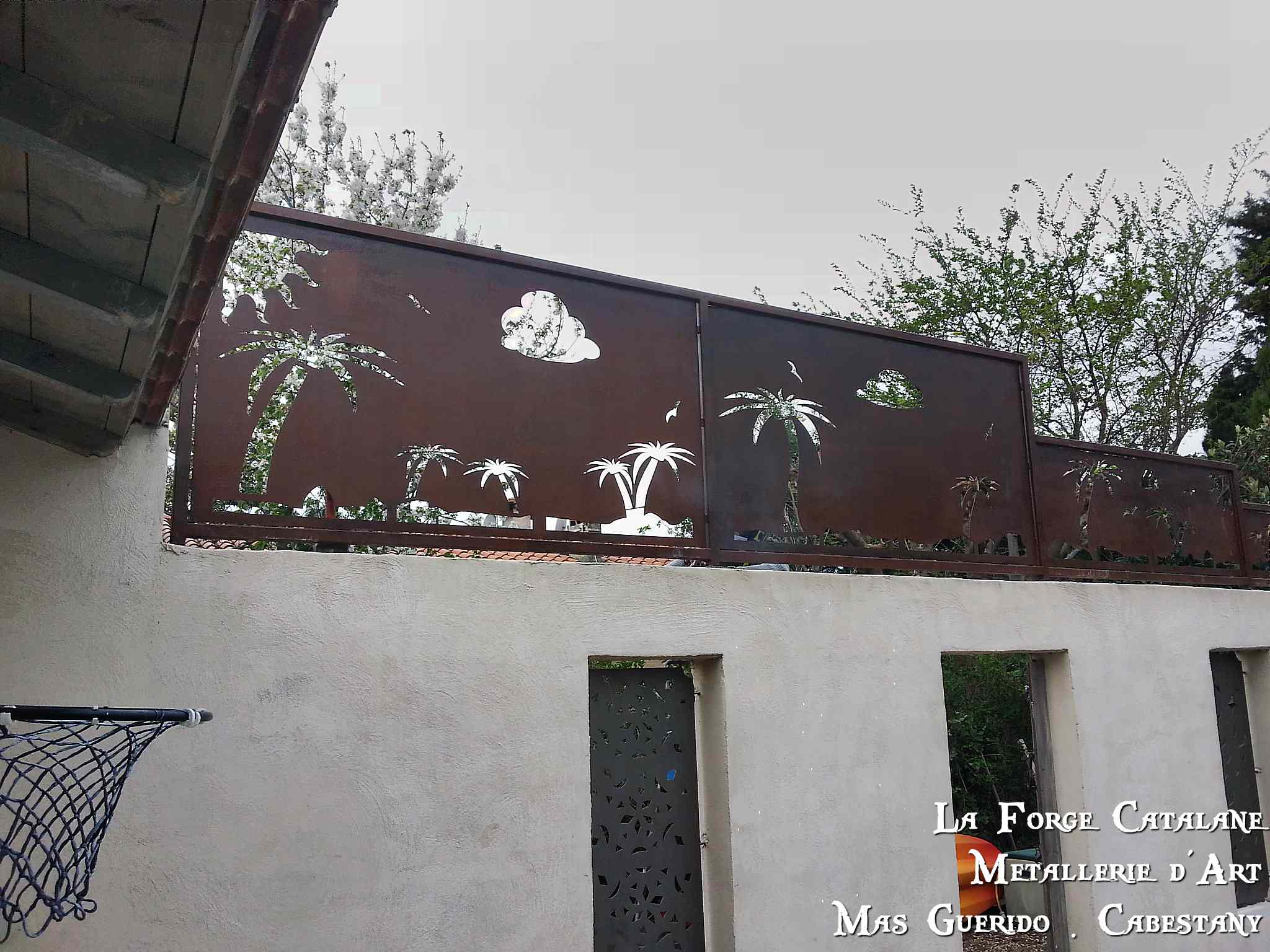 rehausse cloture panneaux tole decoupe laser desert forge catalane 2.jpg